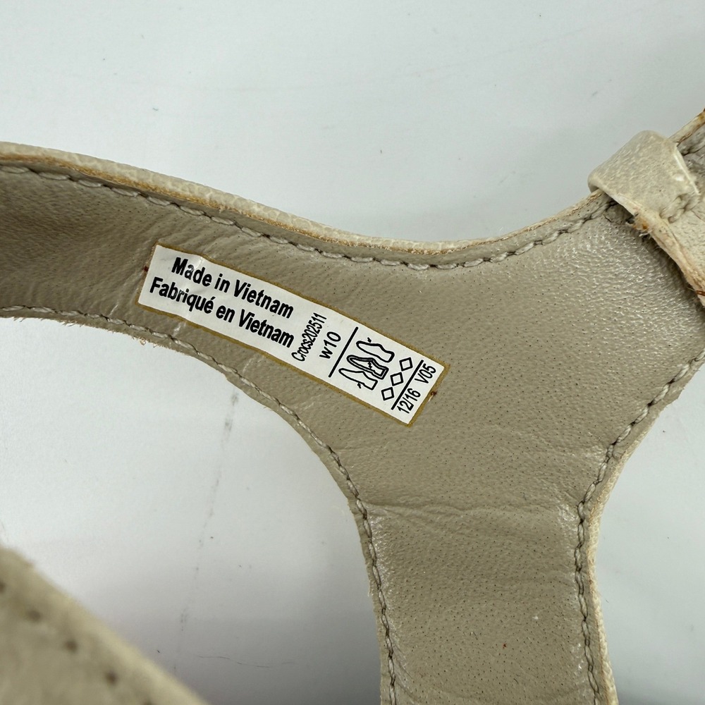 Crocs Leigh II Ankle Strap Wedge Sandal Beige Tan Women 10 Y2K Comfy Beach Vacay - Picture 11 of 11